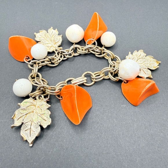Vintage Chunky Apricot Charm Bracelet - Picture 3 of 4